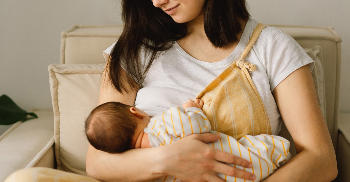 We See You Breastfeeding Mom Philippines Mommy Family Blog we-see-you-breastfeeding-mom-philippines-mommy-family-blog